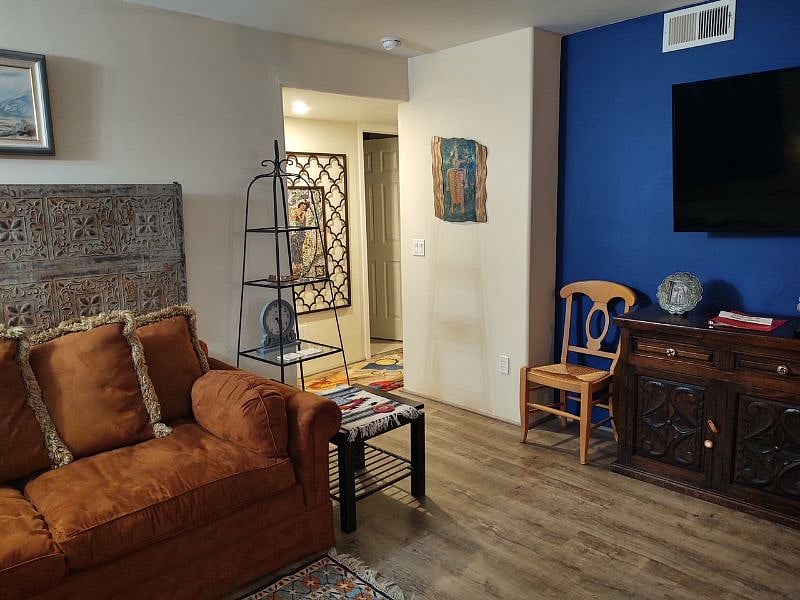 Furnished Finder property 359916_1 photo 3