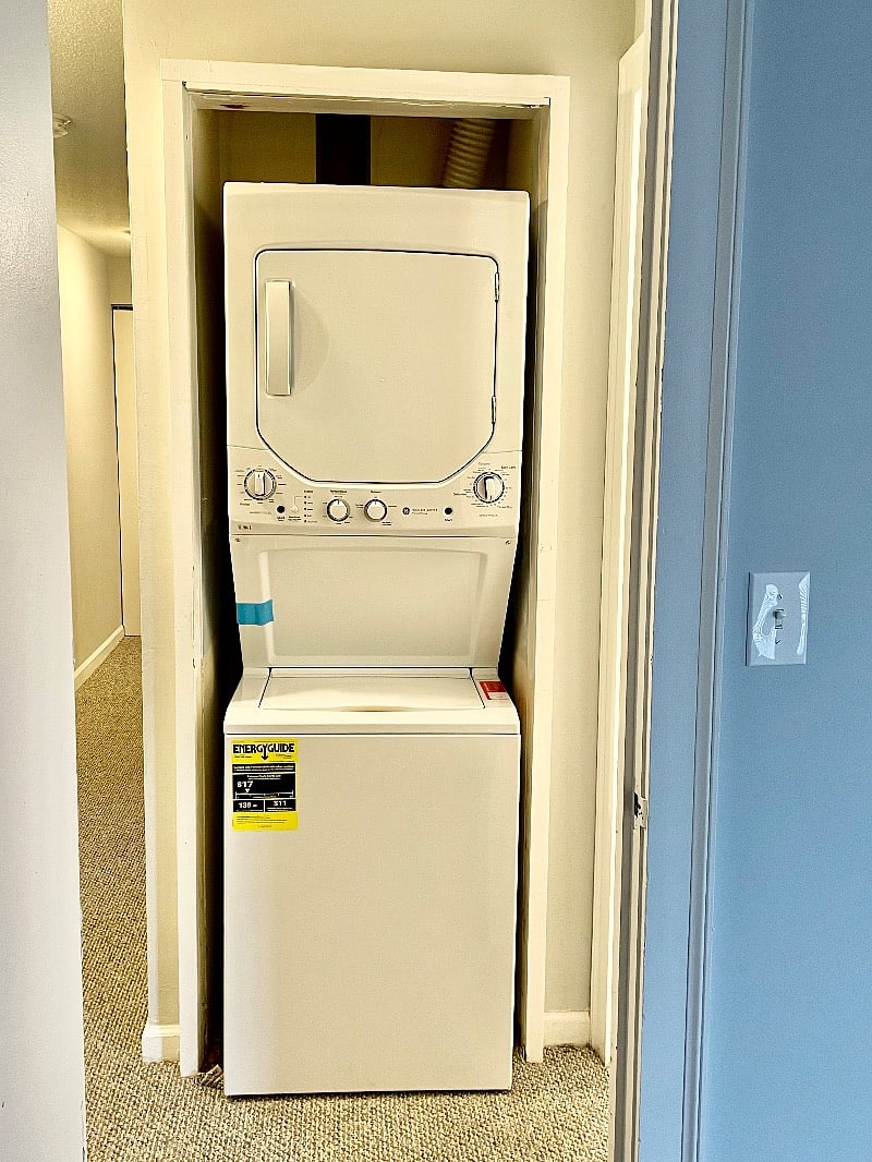 Washer dryer in unit