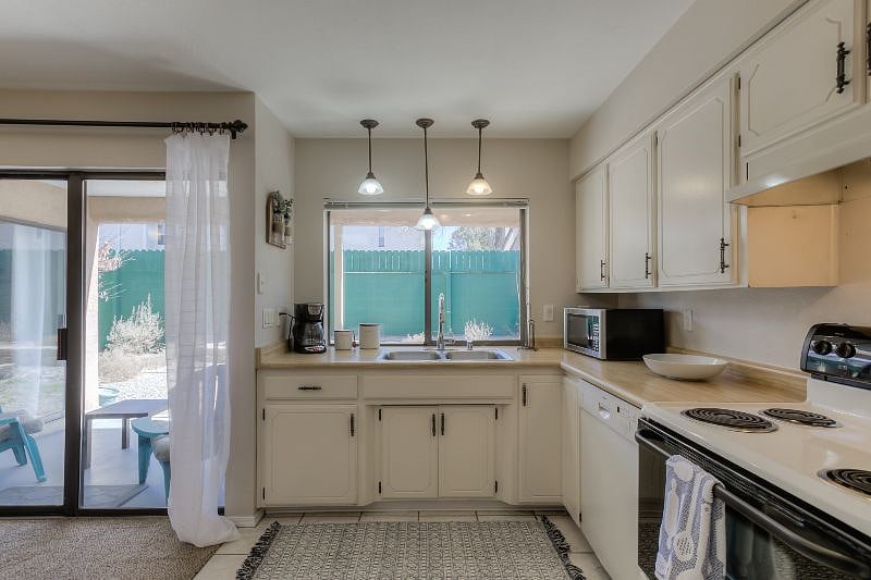Furnished Finder property 359951_1 photo 13