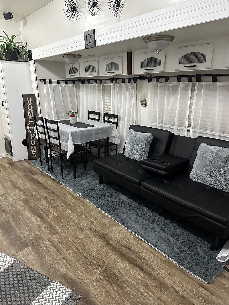 Furnished Finder property 359961_1 photo 11