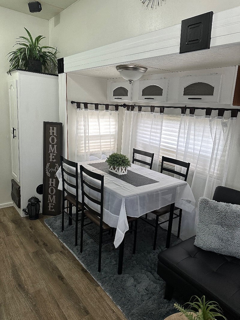 Furnished Finder property 359961_1 photo 17