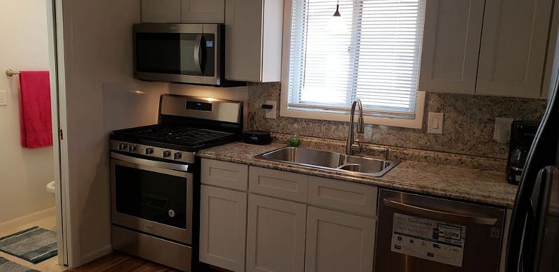 Furnished Finder property 359968_1 photo 30
