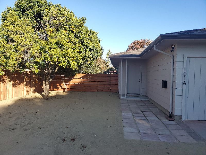 Furnished Finder property 359989_1 photo 2