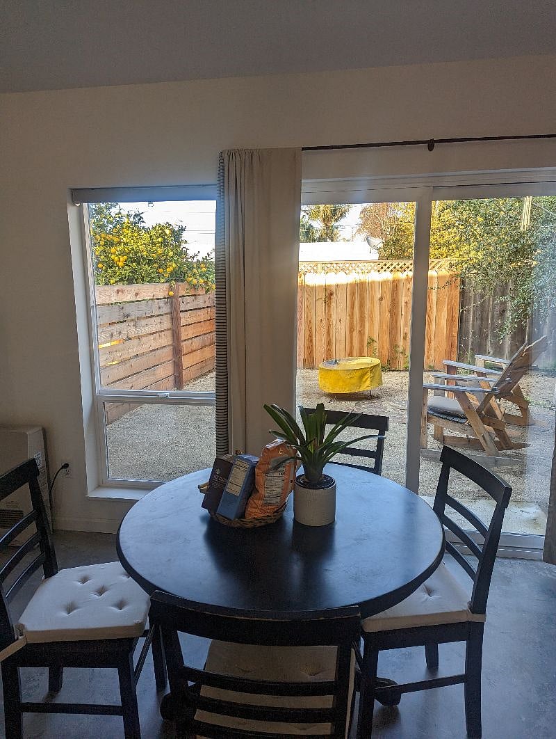 Furnished Finder property 359989_1 photo 11