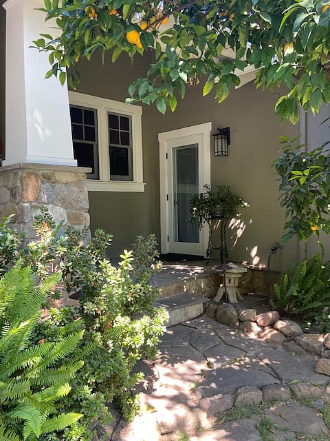 Private Entry Porch & Door