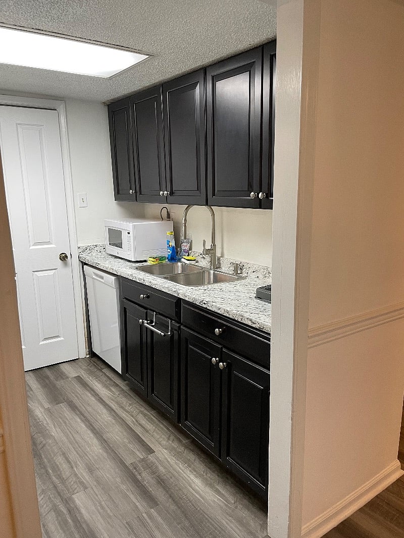 Furnished Finder property 360061_1 photo 4