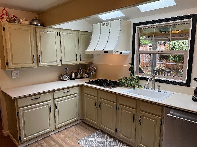 Furnished Finder property 360115_1 photo 14