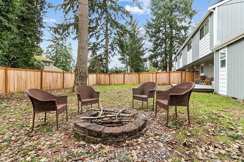 Furnished Finder property 360189_1 photo 16