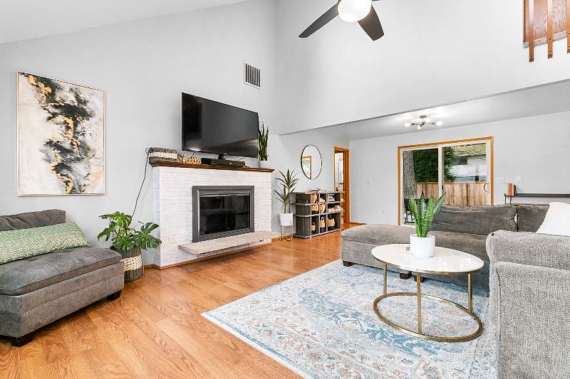 Furnished Finder property 360189_1 photo 12