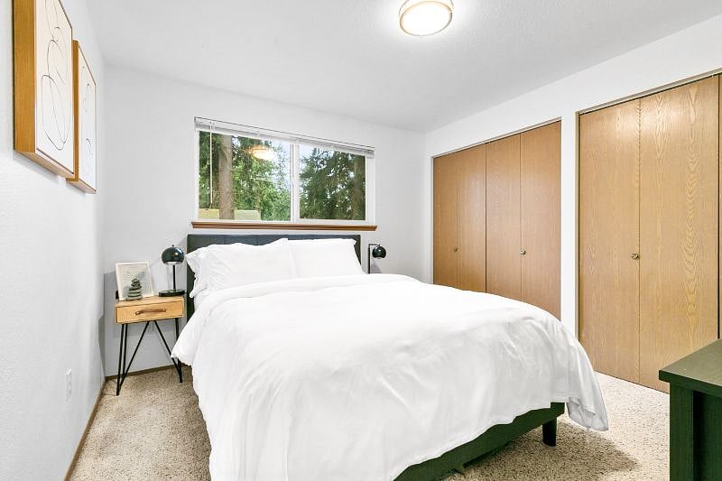 Furnished Finder property 360189_1 photo 17