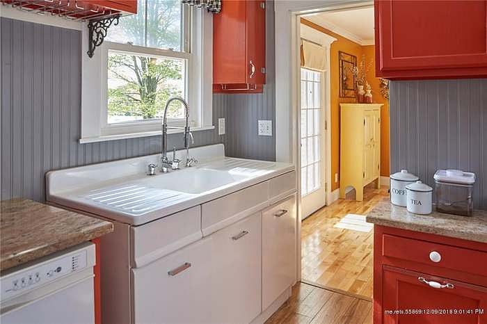 Furnished Finder property 360240_1 photo 11