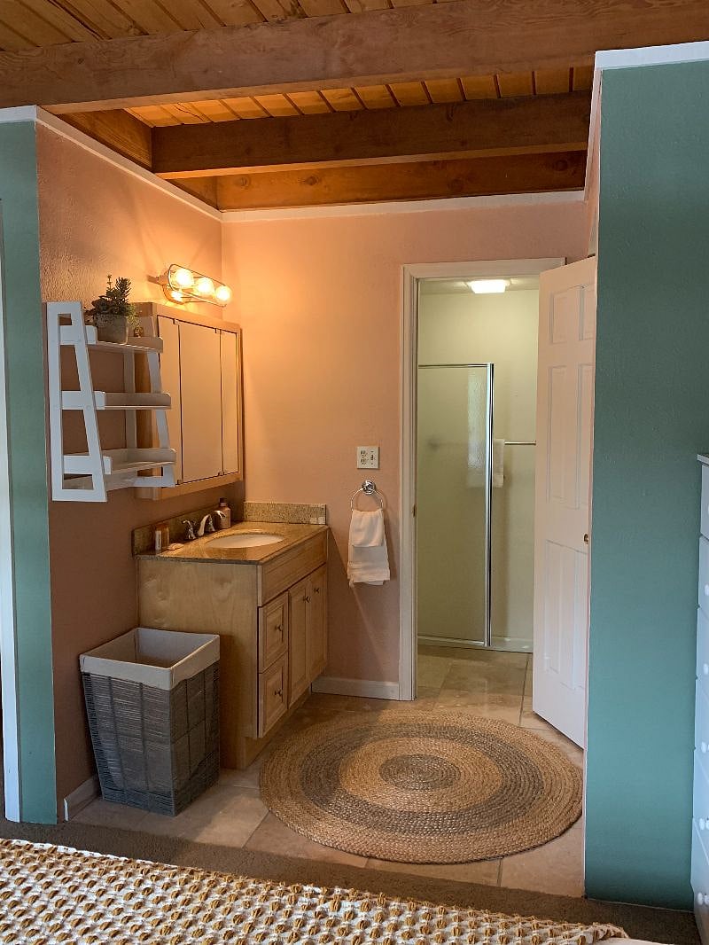 Furnished Finder property 360250_1 photo 10