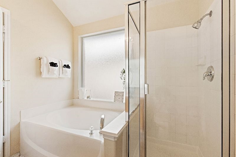 Furnished Finder property 360252_1 photo 6