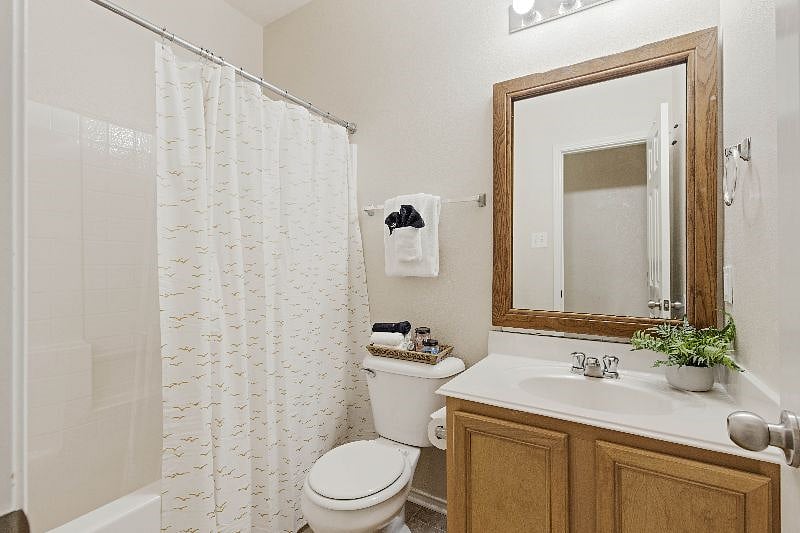 Furnished Finder property 360252_1 photo 12