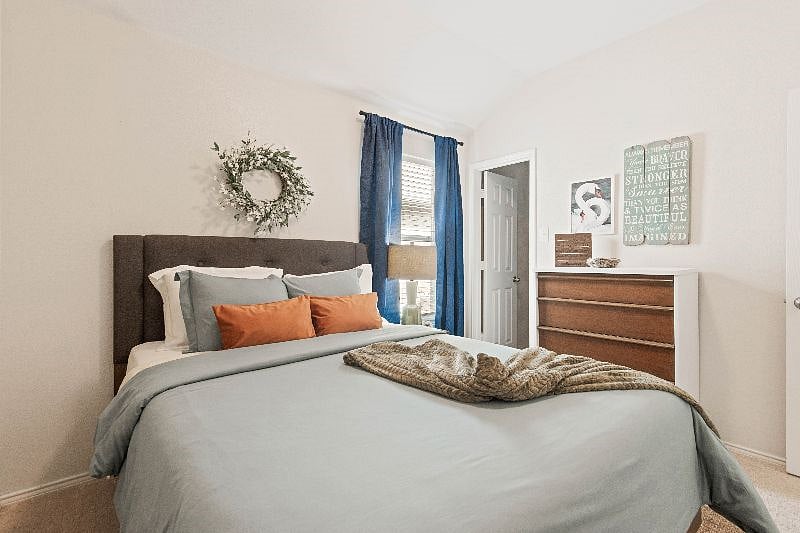 Furnished Finder property 360252_1 photo 13