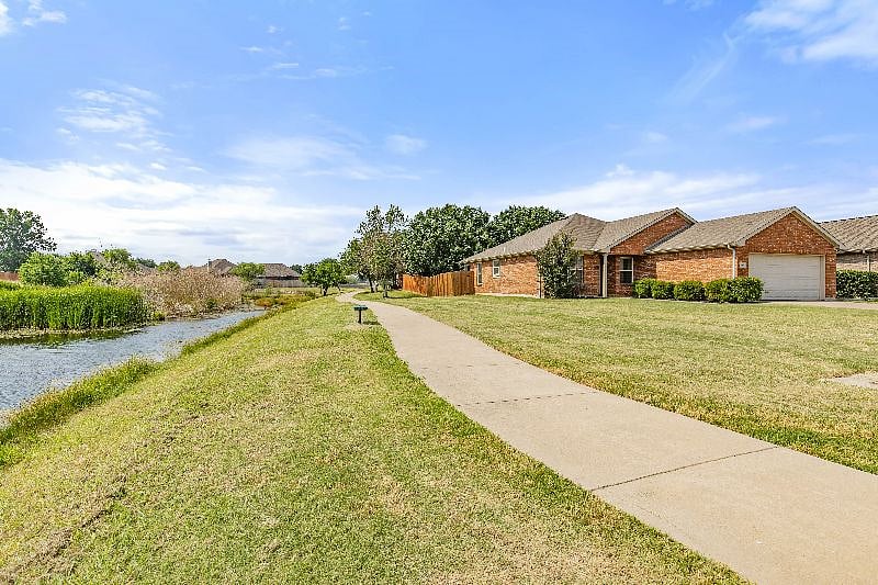 Furnished Finder property 360252_1 photo 4