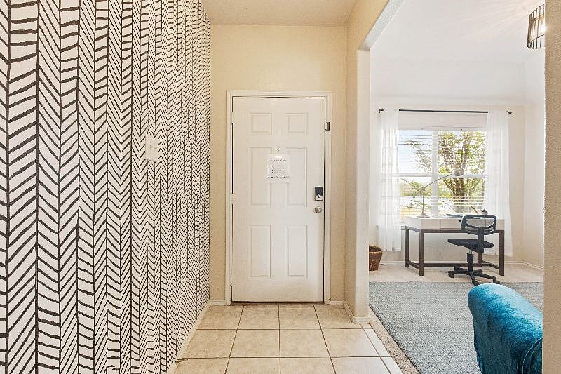 Furnished Finder property 360252_1 photo 37