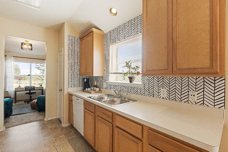 Furnished Finder property 360252_1 photo 39