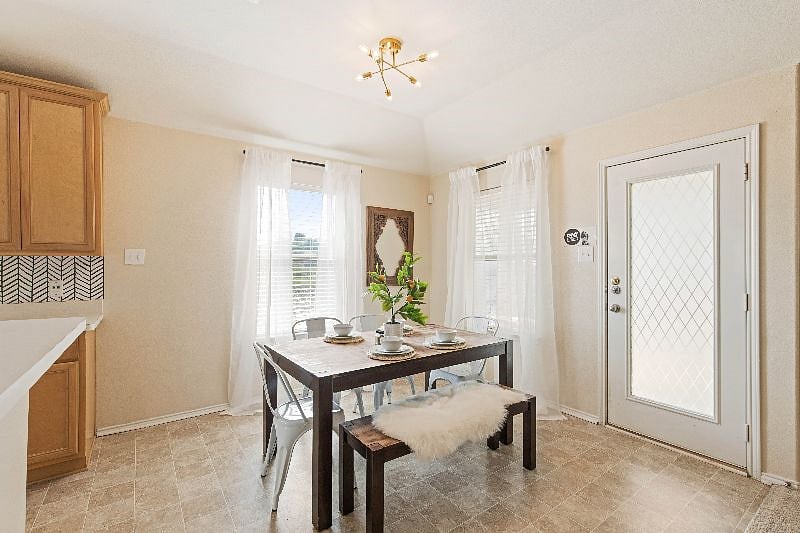 Furnished Finder property 360252_1 photo 42