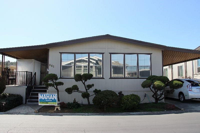 861 Villa Teresa Way