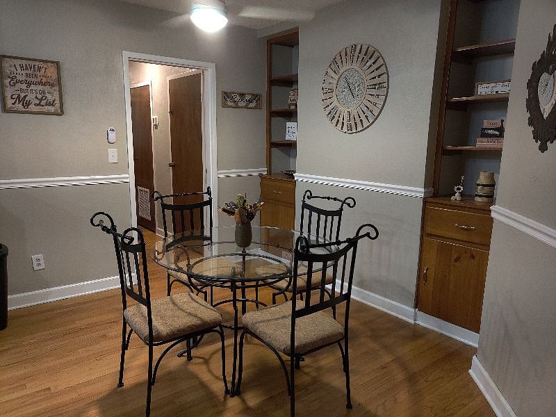 Furnished Finder property 360312_1 photo 13