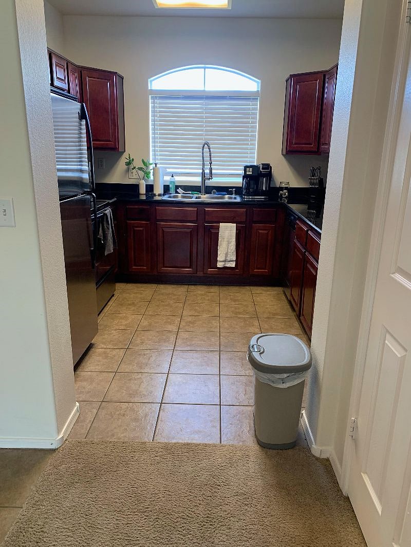 Furnished Finder property 360332_1 photo 11