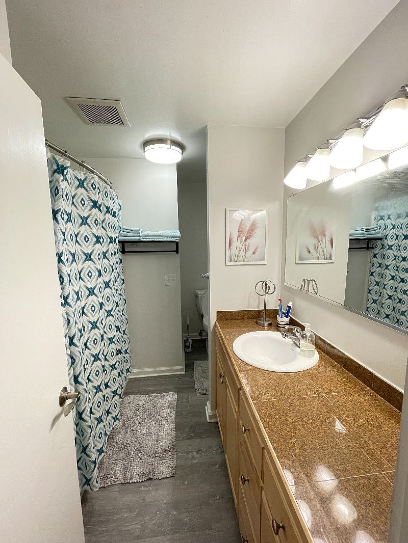Bathroom shared with Bedrooms 1 & 2 only