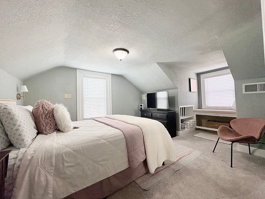 Furnished Finder property 360431_1 photo 3