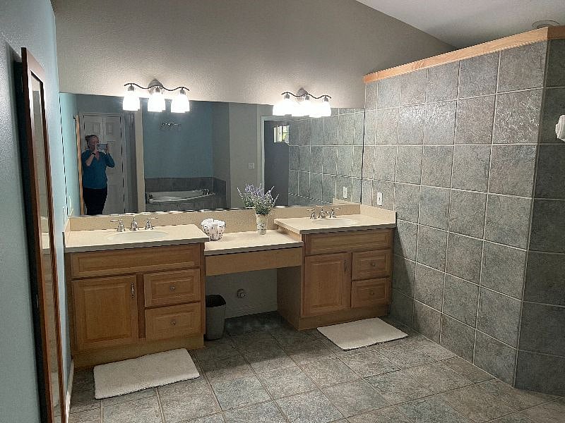 Furnished Finder property 360500_1 photo 14