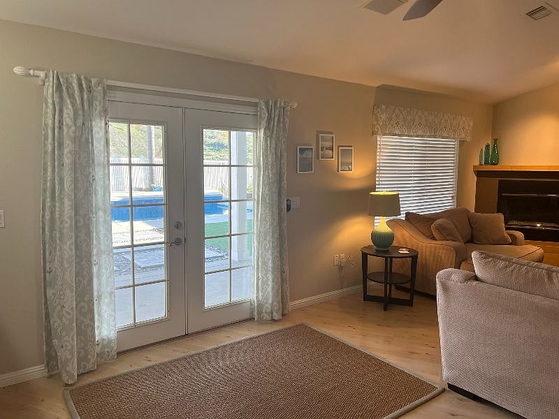 Furnished Finder property 360500_1 photo 4