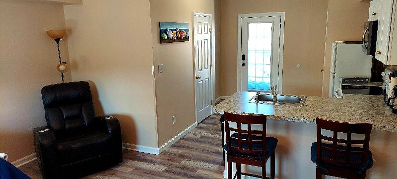 Furnished Finder property 360559_1 photo 5