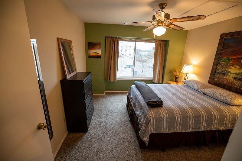 Furnished Finder property 360571_1 photo 3
