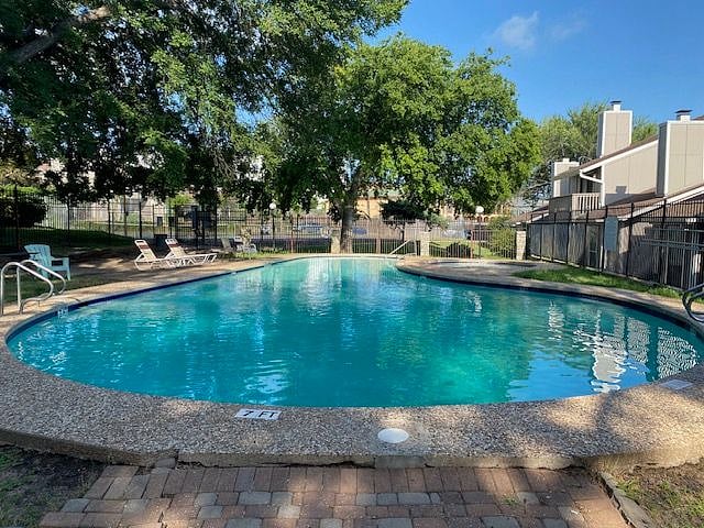 Furnished Finder property 360571_1 photo 16