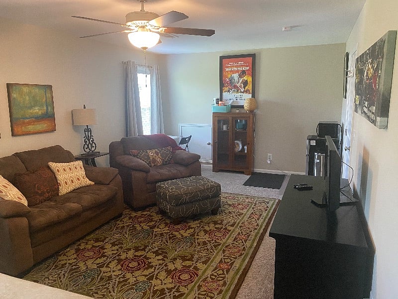 Furnished Finder property 360586_1 photo 3