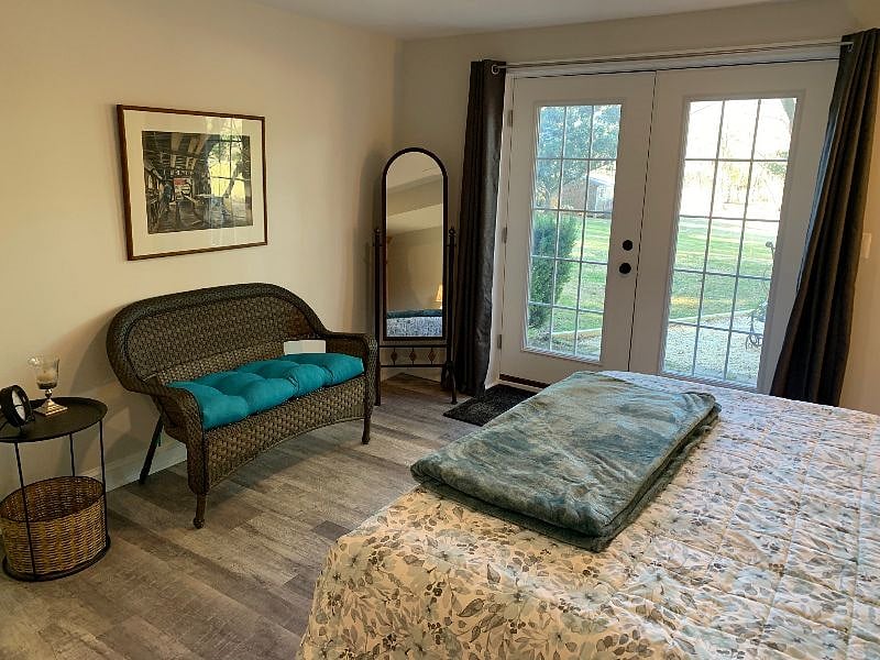 Furnished Finder property 360638_1 photo 9