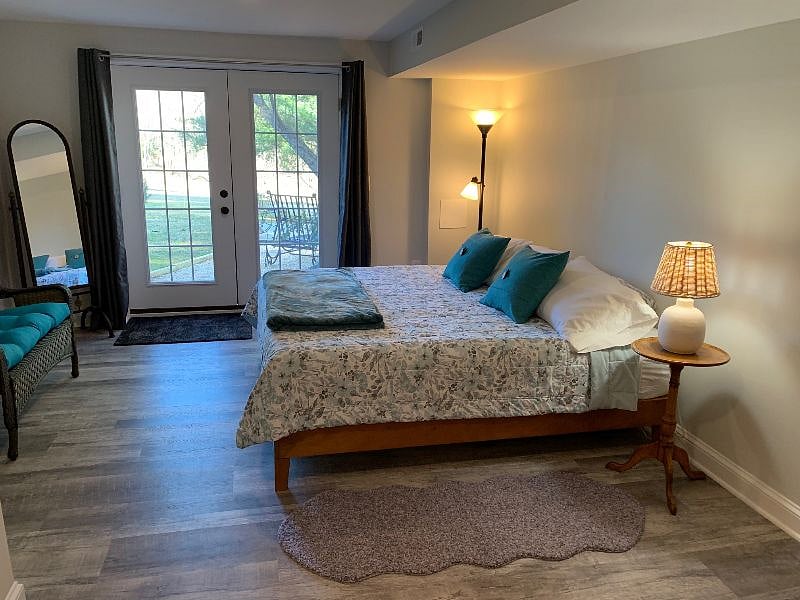 Furnished Finder property 360638_1 photo 8
