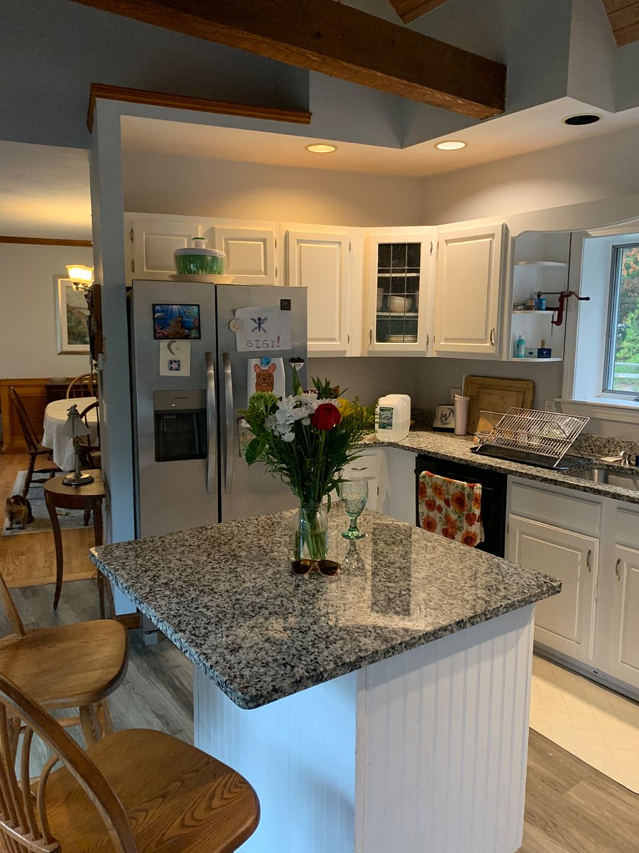 Furnished Finder property 360644_2 photo 7
