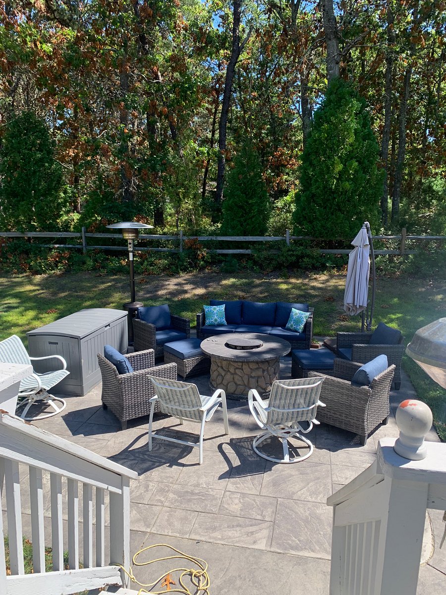 Outdoor patio with propane fire pit