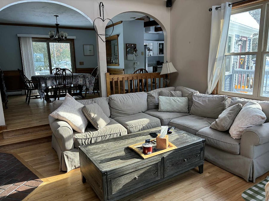 Furnished Finder property 360644_2 photo 11