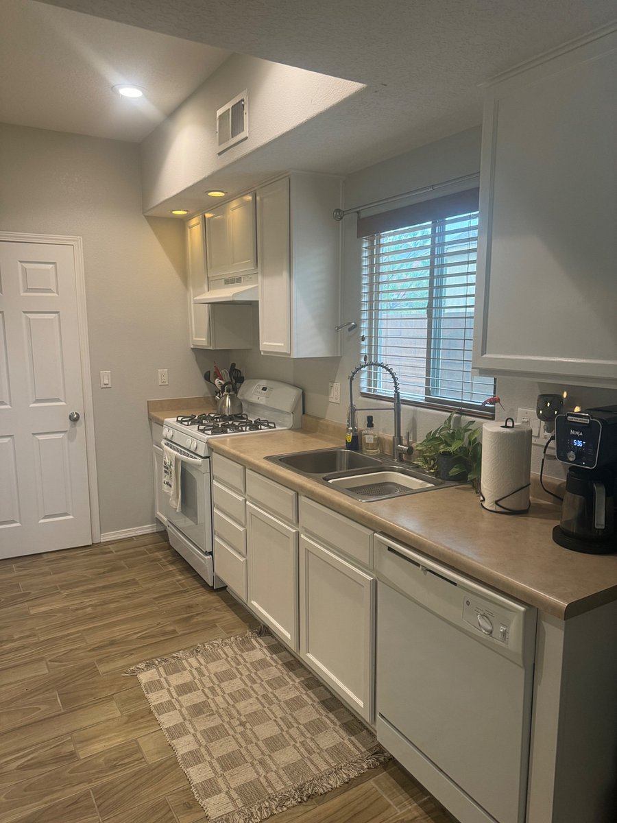 Furnished Finder property 360645_1 photo 11