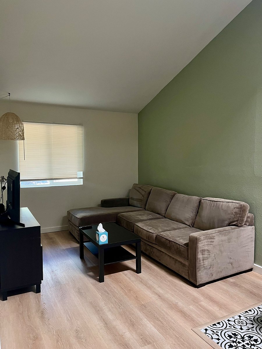 Furnished Finder property 360655_1 photo 2