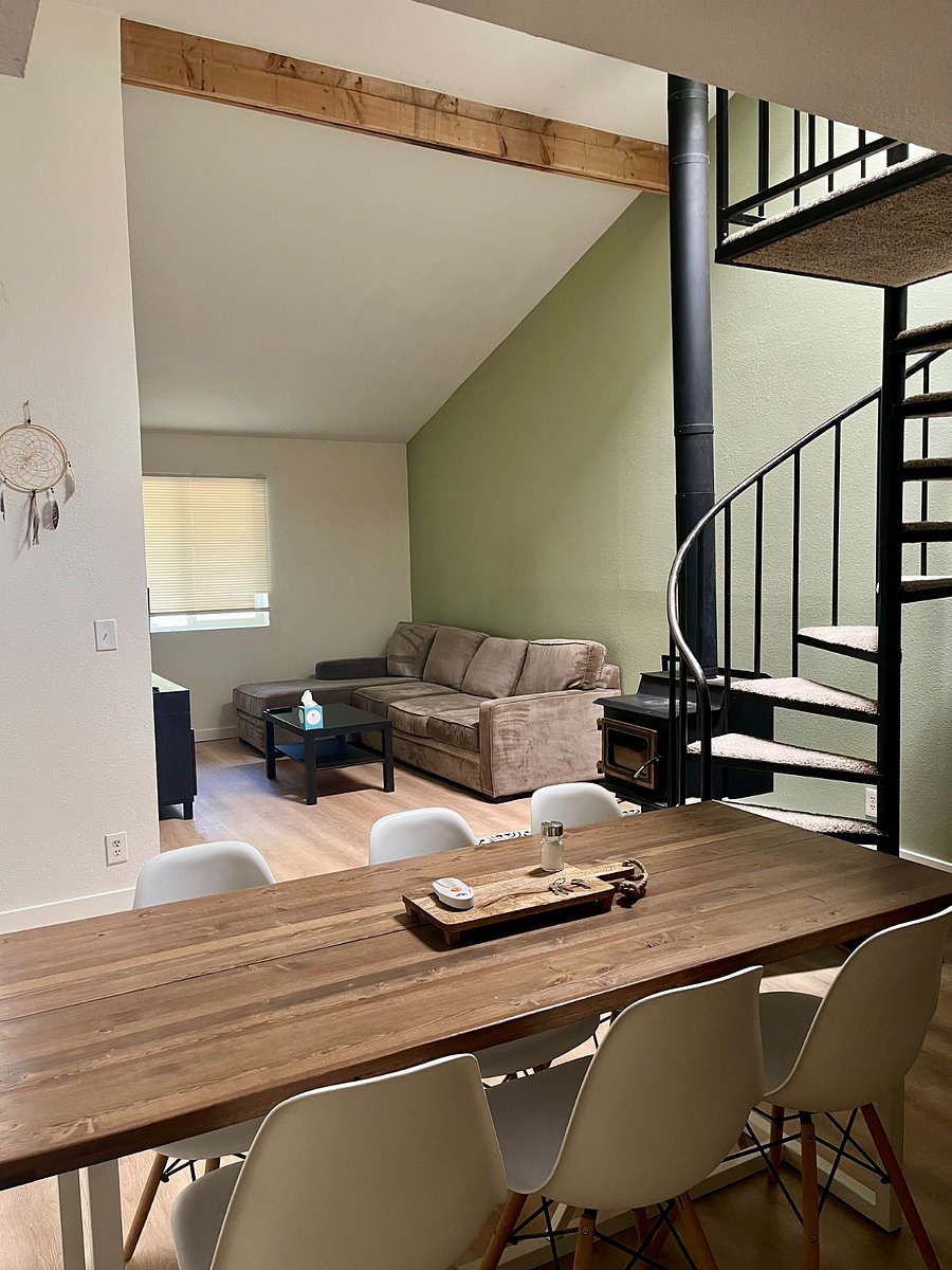 Furnished Finder property 360655_1 photo 3