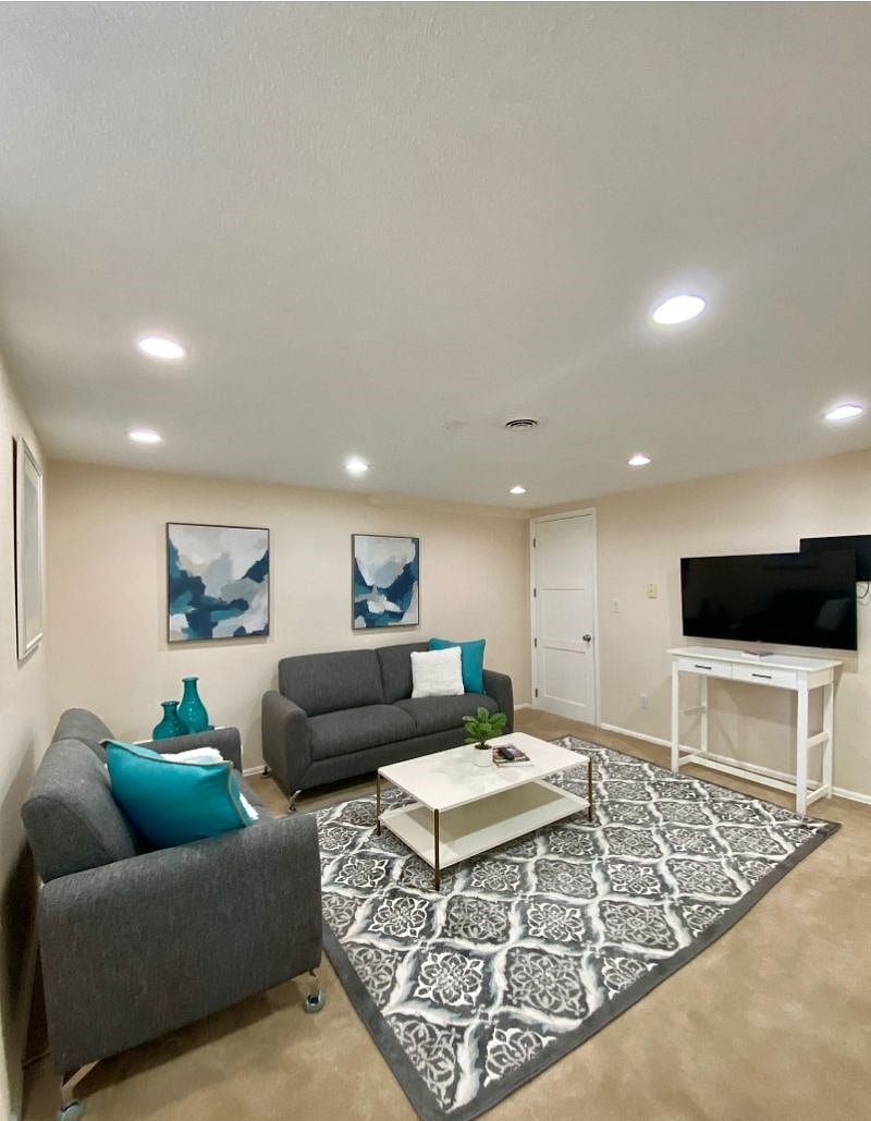 Furnished Finder property 360694_1 photo 4