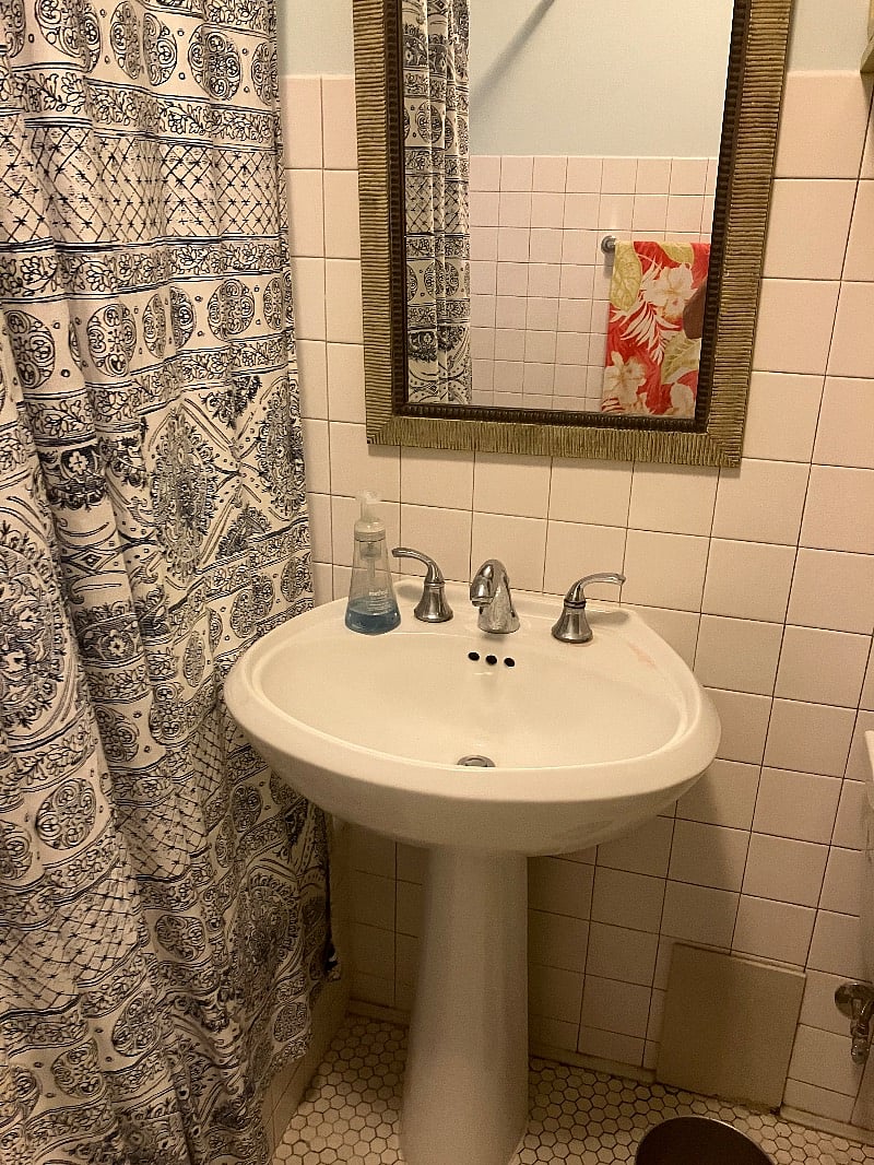 Furnished Finder property 360728_1 photo 3