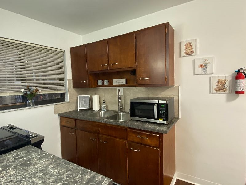 Furnished Finder property 360789_1 photo 24
