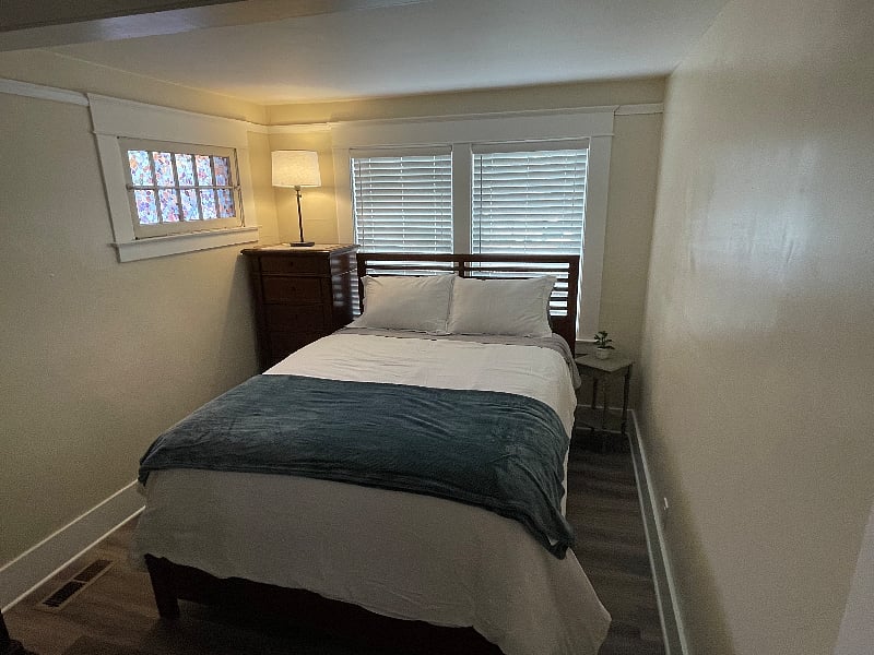 Furnished Finder property 360790_1 photo 4