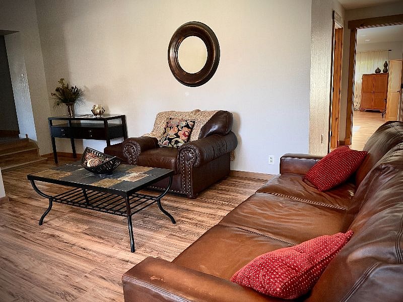 Furnished Finder property 360791_1 photo 25