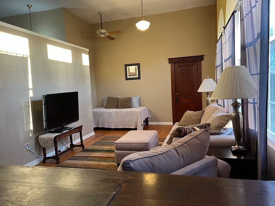 Furnished Finder property 360795_2 photo 25