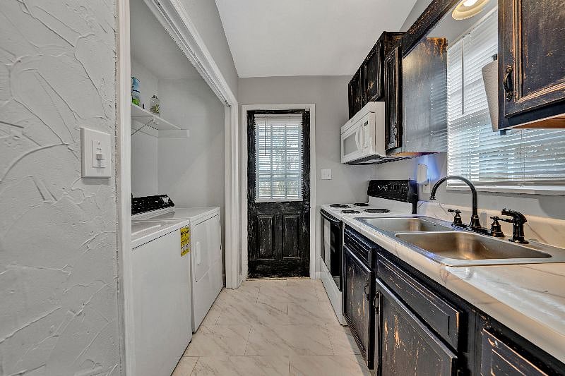 Furnished Finder property 360829_1 photo 10