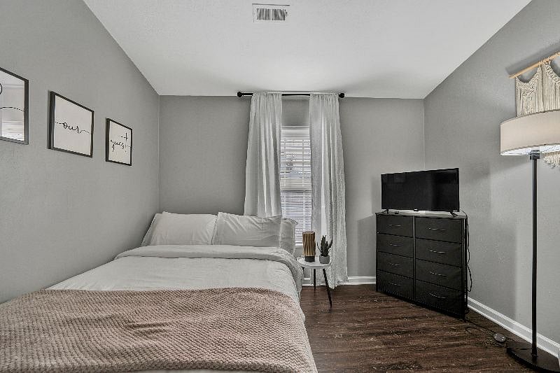 Furnished Finder property 360829_1 photo 19